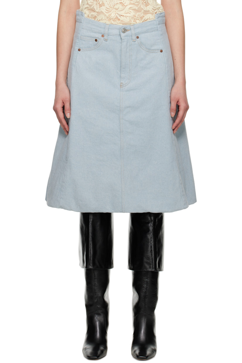 Non-stretch recycled cotton-blend denim midi skirt. Fading throughout.

· Belt loops
· Five-pocket styling
· Zip fly
· Bubble hem
· Logo patch at back waistband
· Full twill lining
· Contrast stitching in tan

Supplier color: Light azul