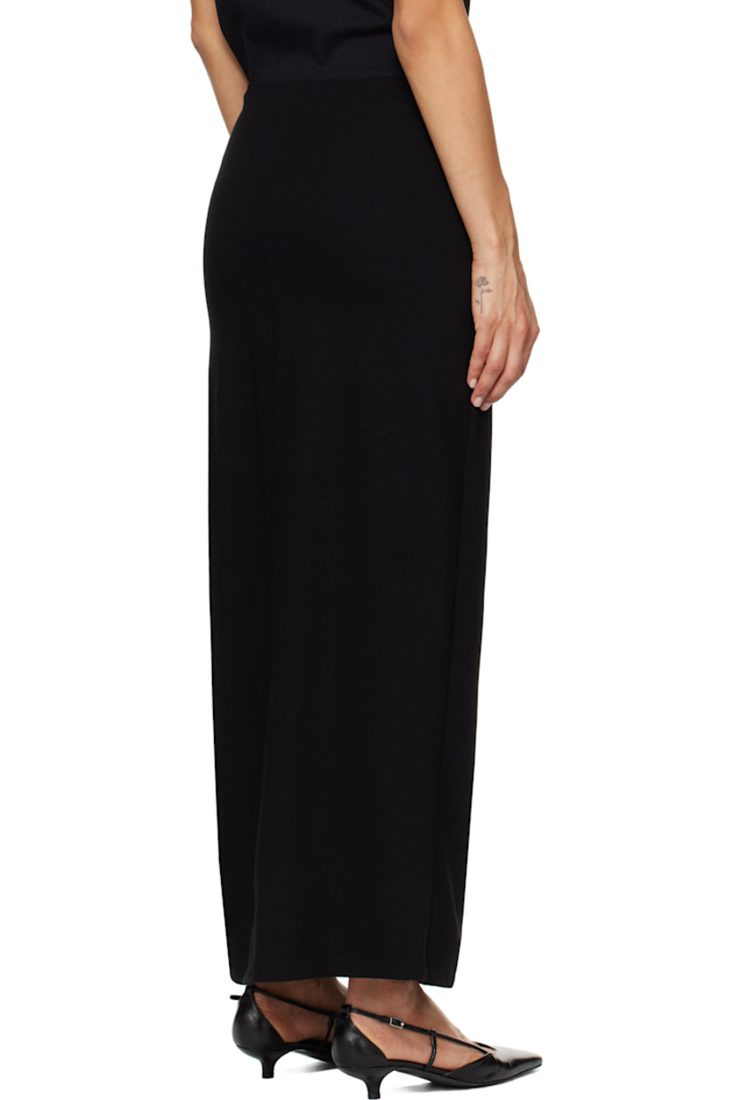 Stretch viscose-blend ponte maxi skirt.

· High-rise
· Vented side seam

Supplier color: Black