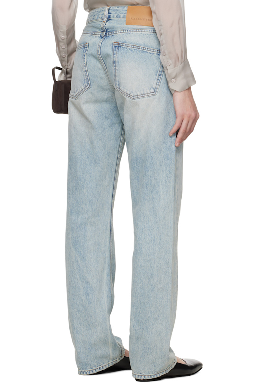 Straight-leg non-stretch denim jeans. Fading and whiskering throughout.

· Low-rise
· Belt loops
· Five-pocket styling
· Zip fly
· Logo patch at back waistband
· Contrast stitching in tan

Supplier color: Acide fadeout