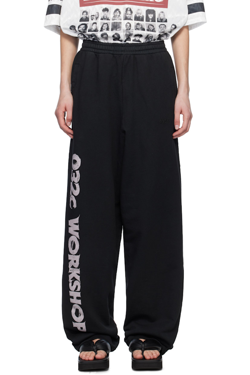 Organic cotton French terry lounge pants. Subtle distressing throughout. 

· Concealed drawstring at elasticized waistband
· Two-pocket styling
· Logo embroidered at front
· Logo and text printed at leg

Supplier color: Faded black