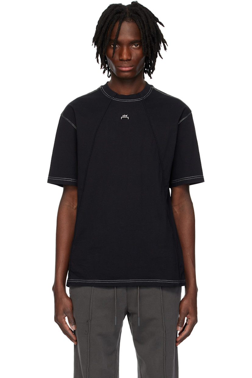 195 gsm cotton jersey T-shirt. 

· Rib-knit crewneck
· Logo printed at chest
· Piping at front 
· Contrast stitching in white

Supplier color: Black onyx