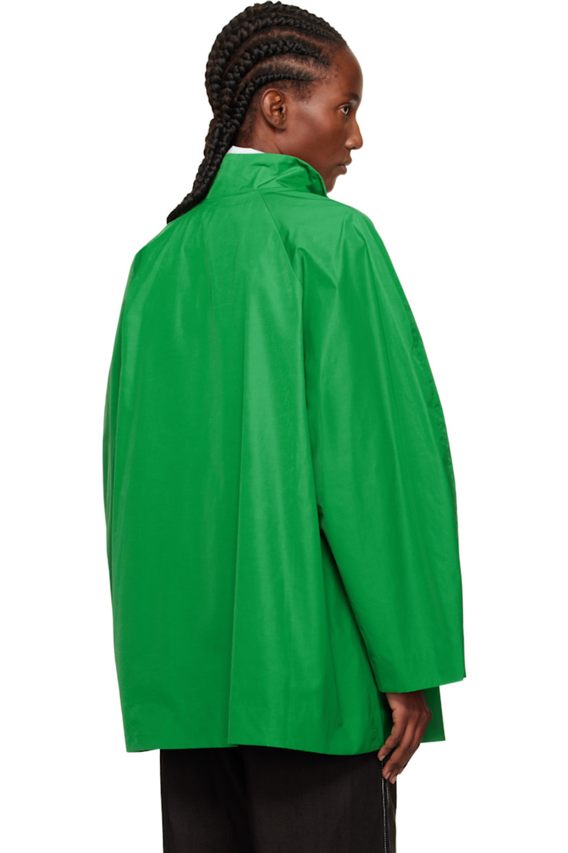 Water-repellent cotton-blend taffeta jacket.

· Certified ISO 9001 and ZDHC
· Stand collar
· Zip closure
· Welt pockets
· Raglan sleeves
· Full satin lining

Supplier color: Fento