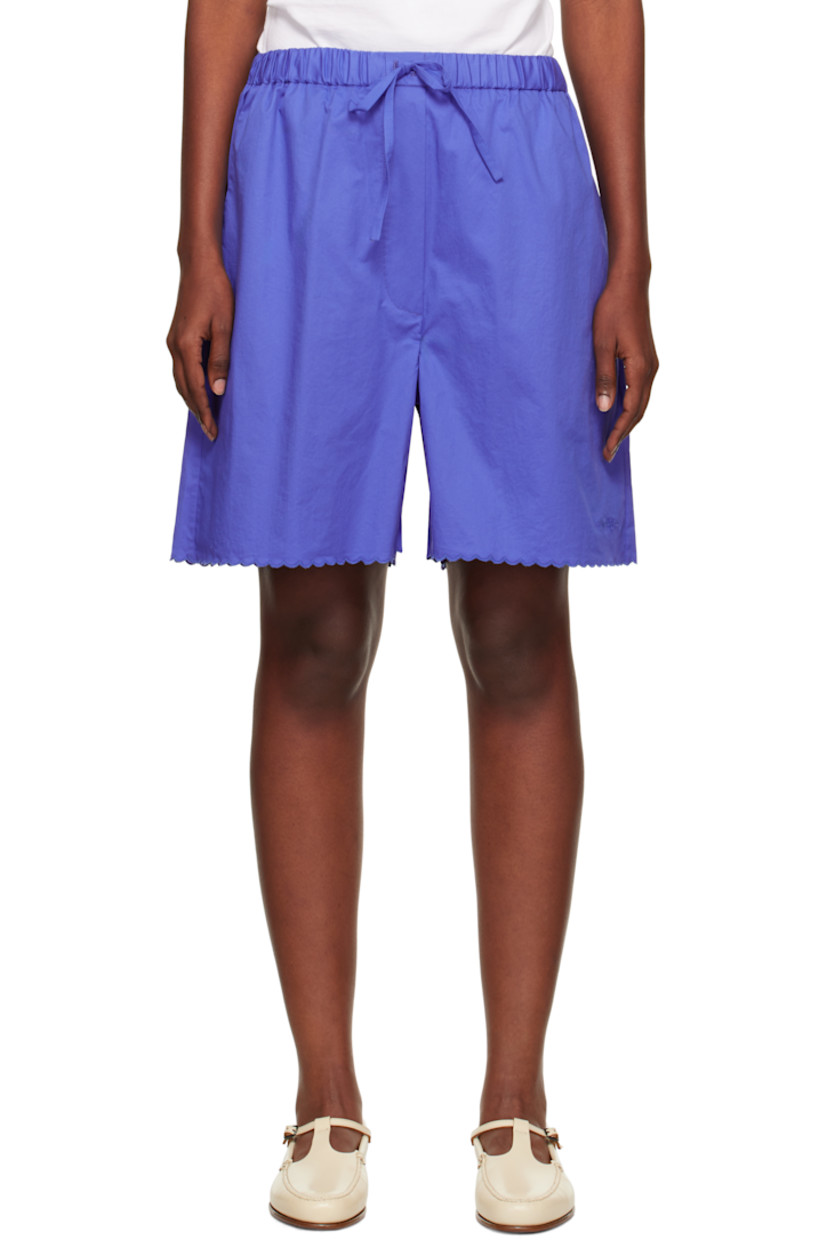 Lightweight stretch cotton poplin shorts.

· Drawstring at elasticized waistband
· Two-pocket styling
· Mock fly
· Logo embroidered at leg
· Embroidered scalloped edges at hem

Supplier color: Hortensia