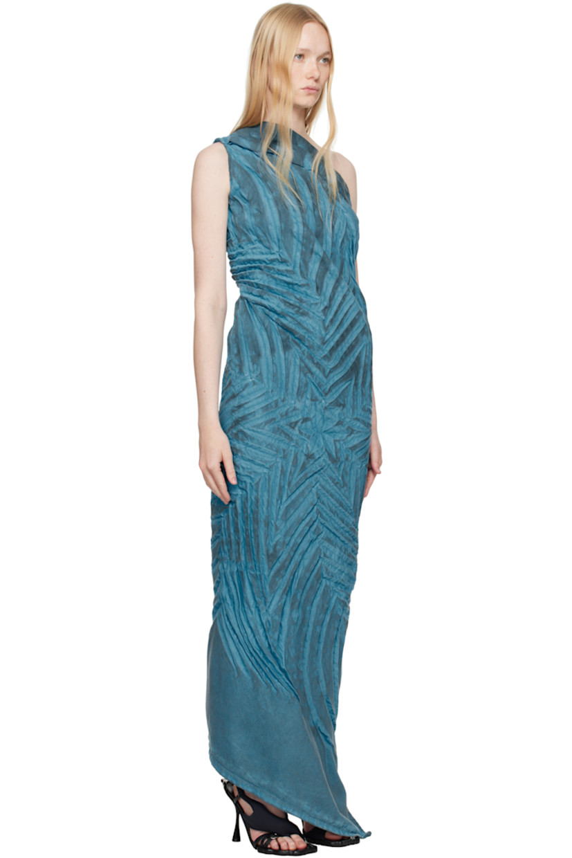 Non-stretch denim maxi dress. Fading and creasing throughout. 

· Single-shoulder construction 
· Graphic at front 
· Asymmetric hem 
· Concealed zip closure at back
· Unlined

Supplier color: Murky blue