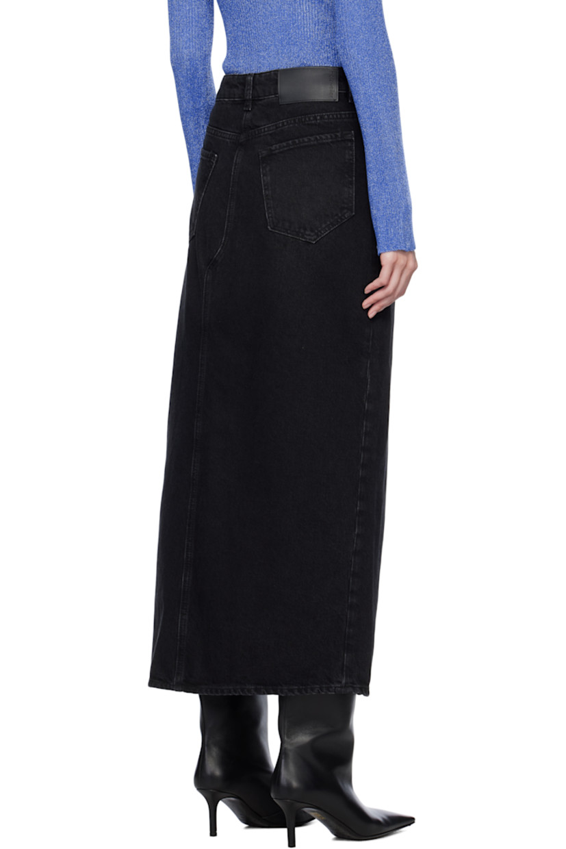 Non-stretch denim maxi skirt. Fading throughout. 

· High-rise 
· Belt loops 
· Five-pocket styling 
· Zip-fly 
· Central vent at front hem 
· Leather logo patch at back waistband 

Supplier color: Black