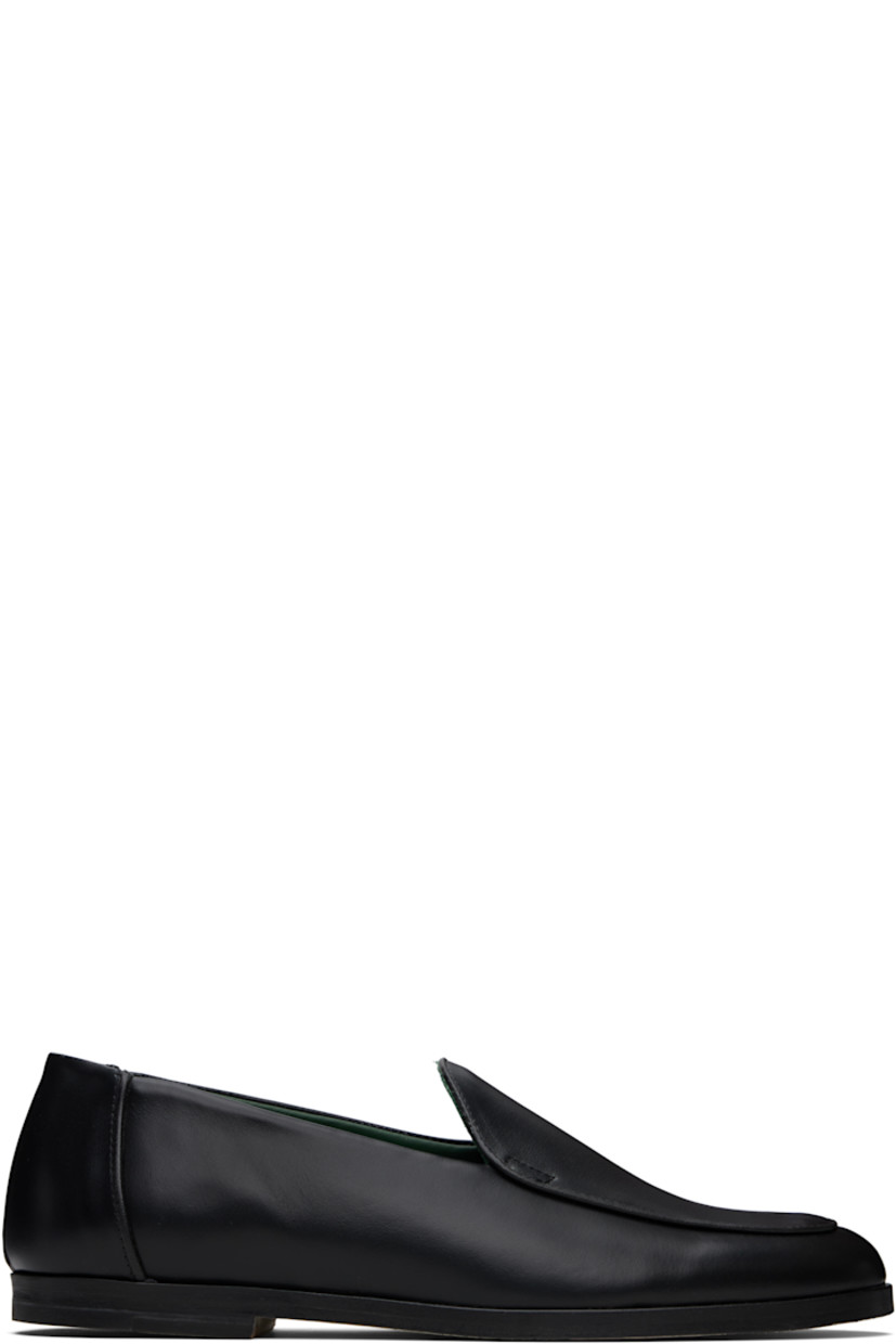 Handcrafted nappa leather loafers in black.

· Moc toe
· Buffed leather and suede lining
�· Stacked leather heel with rubber injection
· Leather sole

Supplier color: Black