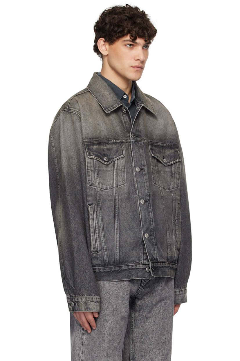 Oversized non-stretch organic cotton denim jacket. Fading throughout. 

· Boxy-fit
· Spread collar
· Button closure
· Flap and welt pockets
· Single-button barrel cuffs
· Logo patch at back hem
· Adjustable button tabs at back hem
· Patch pockets at interior 
· Logo-engraved silver-tone hardware

Supplier color: Heavy black vintage