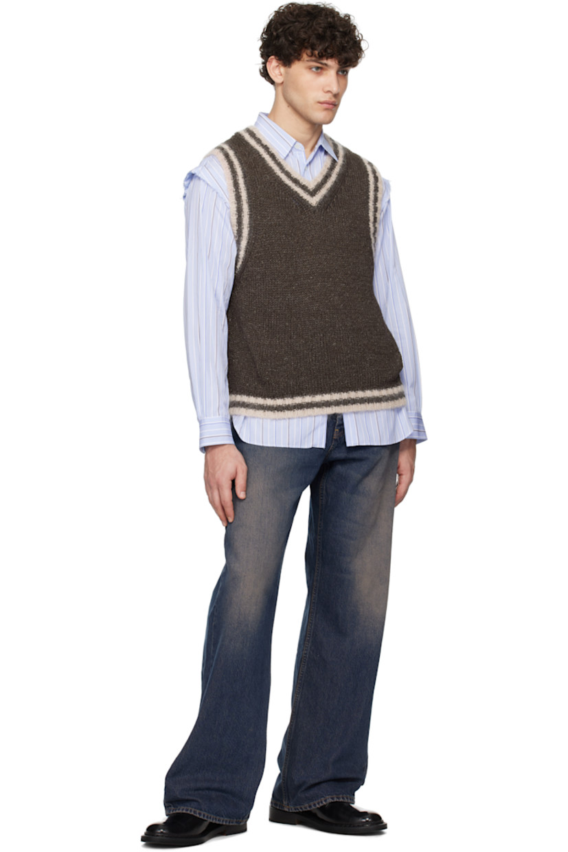 Knit cotton- and linen-blend vest.

· Boxy fit
· Striped V-neck, hem, and armscyes

Supplier color: Dark brown linen