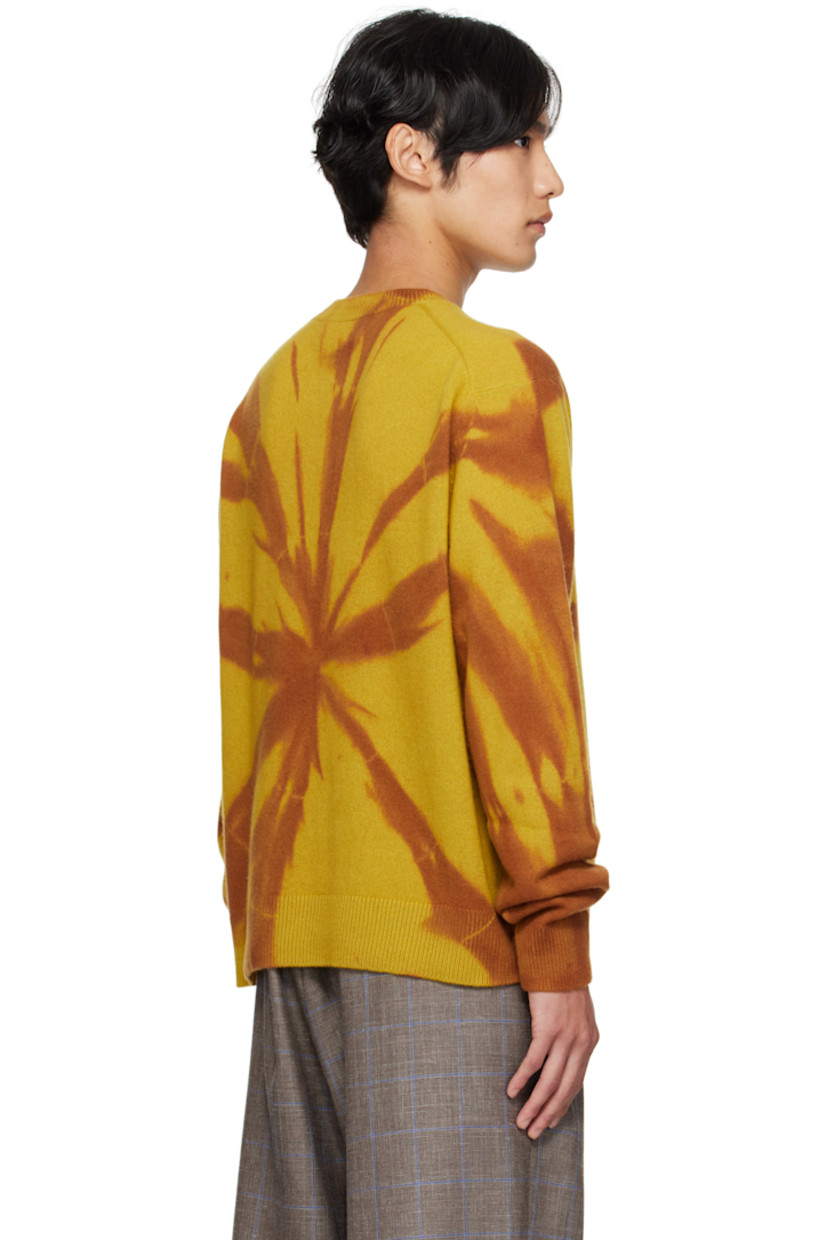 Knit cashmere sweater. 

· Hand-dyed graphic throughout
· Rib-knit crewneck, hem, and cuffs
· Dropped shoulders

Each item is unique. Please note patterning may vary. 

Supplier color: Citronelle
