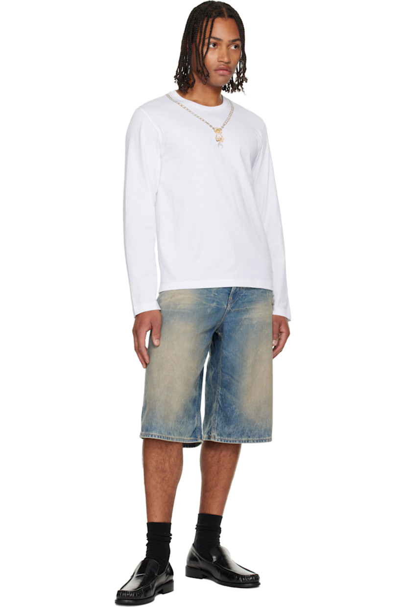 Organic cotton jersey T-shirt.

· Rib-knit crewneck
· Trompe l'œil graphic printed at collar

Supplier color: White