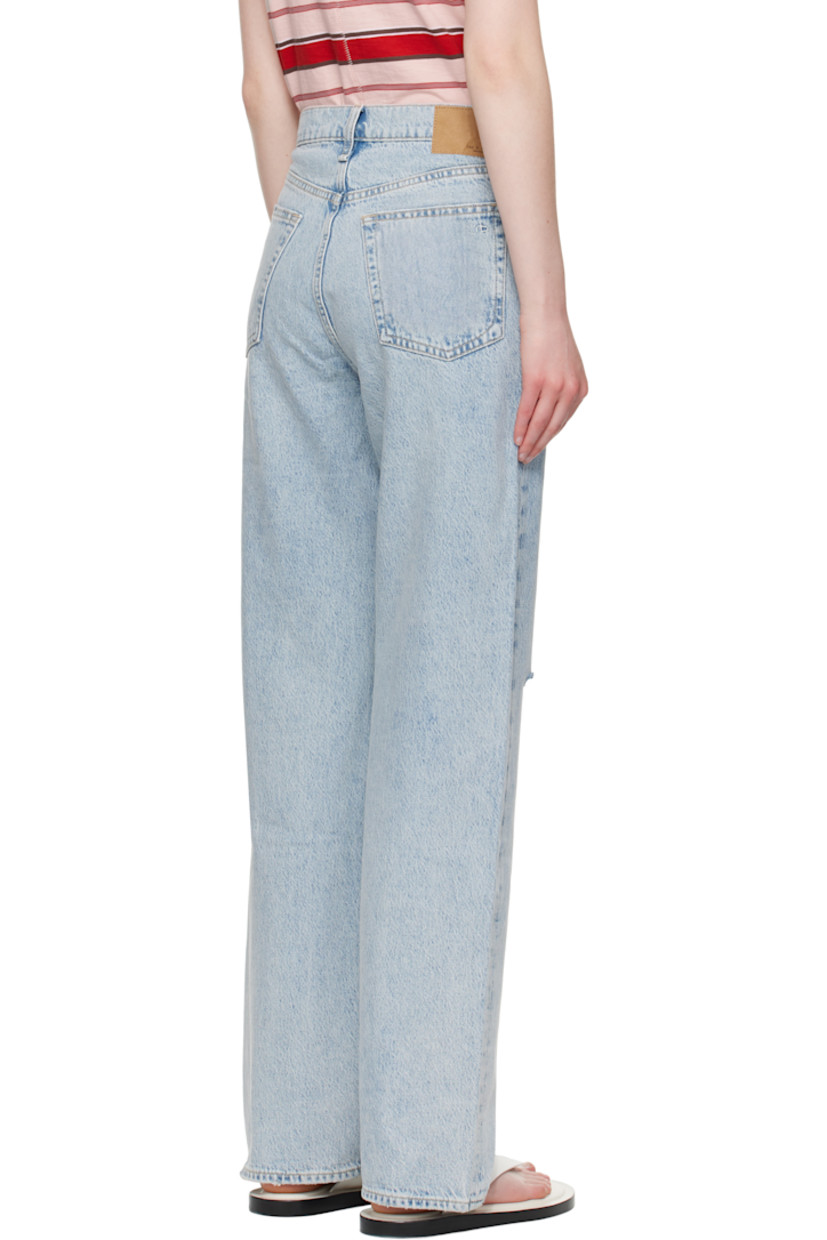 Non-stretch denim jeans. Fading, whiskering, and distressing throughout. 

· Loose-fit and straight-leg
· High-rise 
· Belt loops
· Five-pocket styling
· Zip fly 
· Logo patch at back waistband
· Logo embroidered at back pocket
· Contrast stitching in beige 

Supplier color: Calhe
