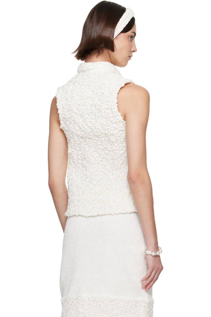 Cotton cloqué shirt.

· Spread collar
· Button closure

Part of the exclusive SSENSE Bridal capsule.

Supplier color: Off white