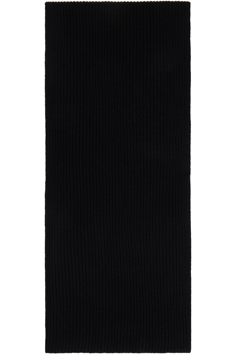 Rectangular rib-knit cashmere scarf.

· Logo patch at end
· L73" x W10"

Supplier color: Black