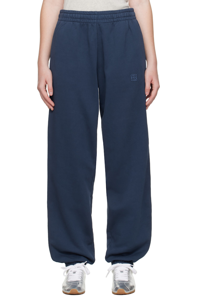 French terry lounge pants. 

· Concealed drawstring at elasticized waistband
· Two-pocket styling
· Logo embroidered at front leg
· Elasticized cuffs 

Supplier color: Washed navy