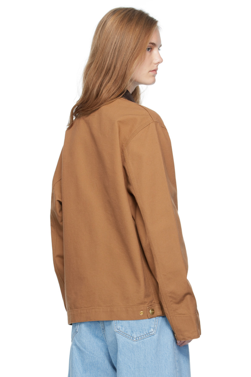 Organic cotton canvas jacket.

· Corduroy trim at spread collar
· Zip closure
· Zip pocket and logo patch at chest
· Adjustable press-stud tab at side seams
· Adjustable press-stud fastening at cuffs

Supplier color: Hamilton brown/Tobacco