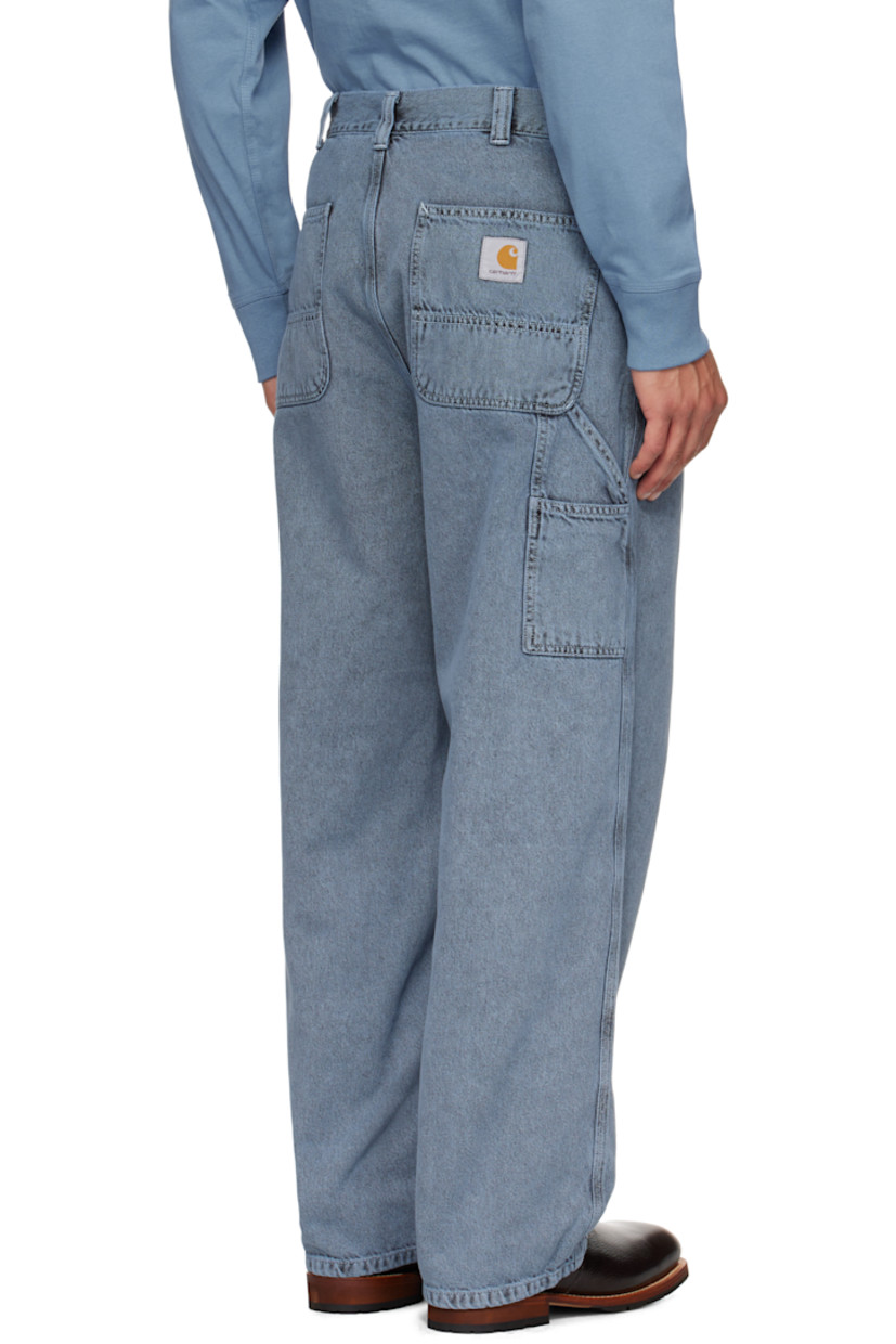 Garment-dyed 12 oz non-stretch Smithtown denim jeans.

· Fading throughout
· Loose-fit, straight-leg
· Belt loops
· Five-pocket styling
· Zip fly
· Patch pockets and hammer loop at back
· Logo patch at back pocket
· Logo-engraved silver-tone hardware

Supplier color: Black/Blue