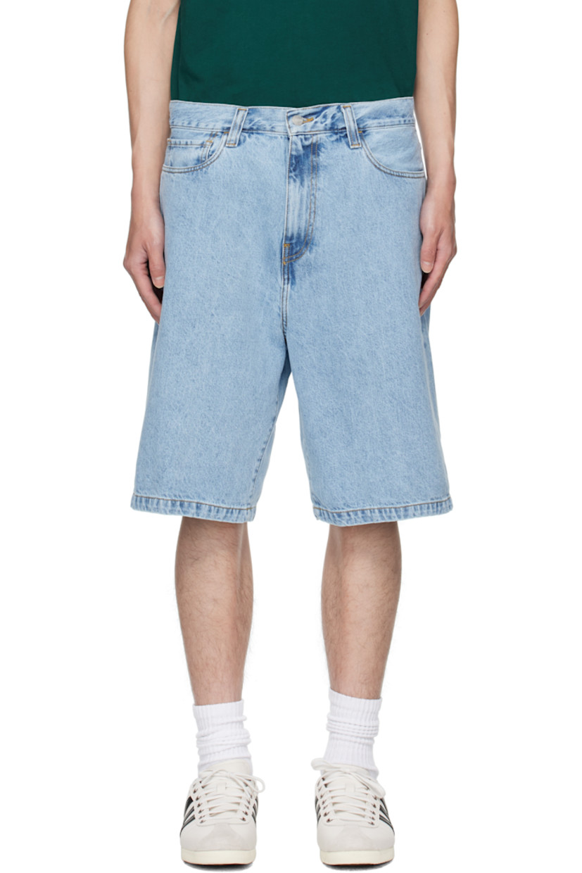 12 oz non-stretch Robertson denim shorts.

· Fading and bartacks throughout
· Belt loops
· Five-pocket styling
· Zip fly 
· Logo patch at back pocket 
· Contrast stitching in tan 

Supplier color: Blue bleached