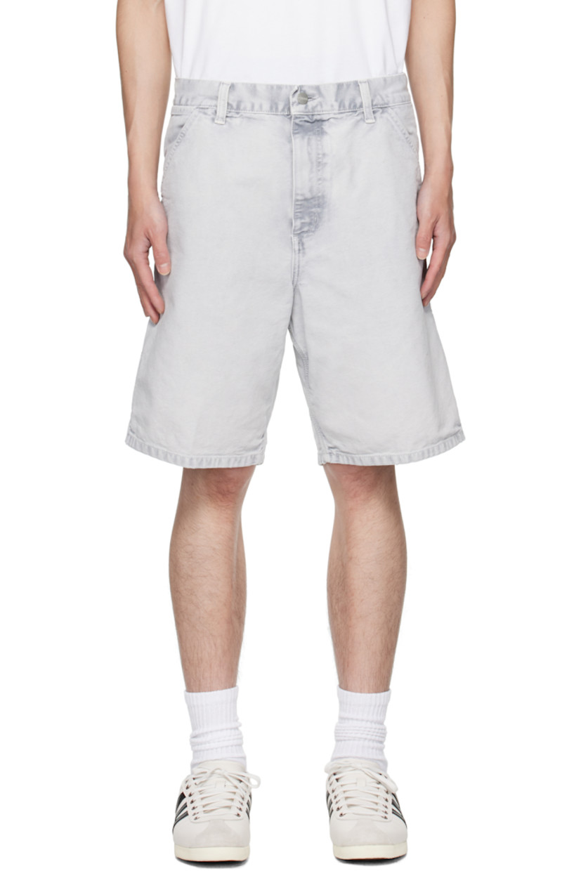 12 oz organic cotton Dearborn canvas shorts.

· Belt loops
· Five-pocket styling
· Zip fly 
· Cargo pockets at outseams
· Hammer loop at outseam
· Logo patch at back pocket

Supplier color: Black/Chalk wash
