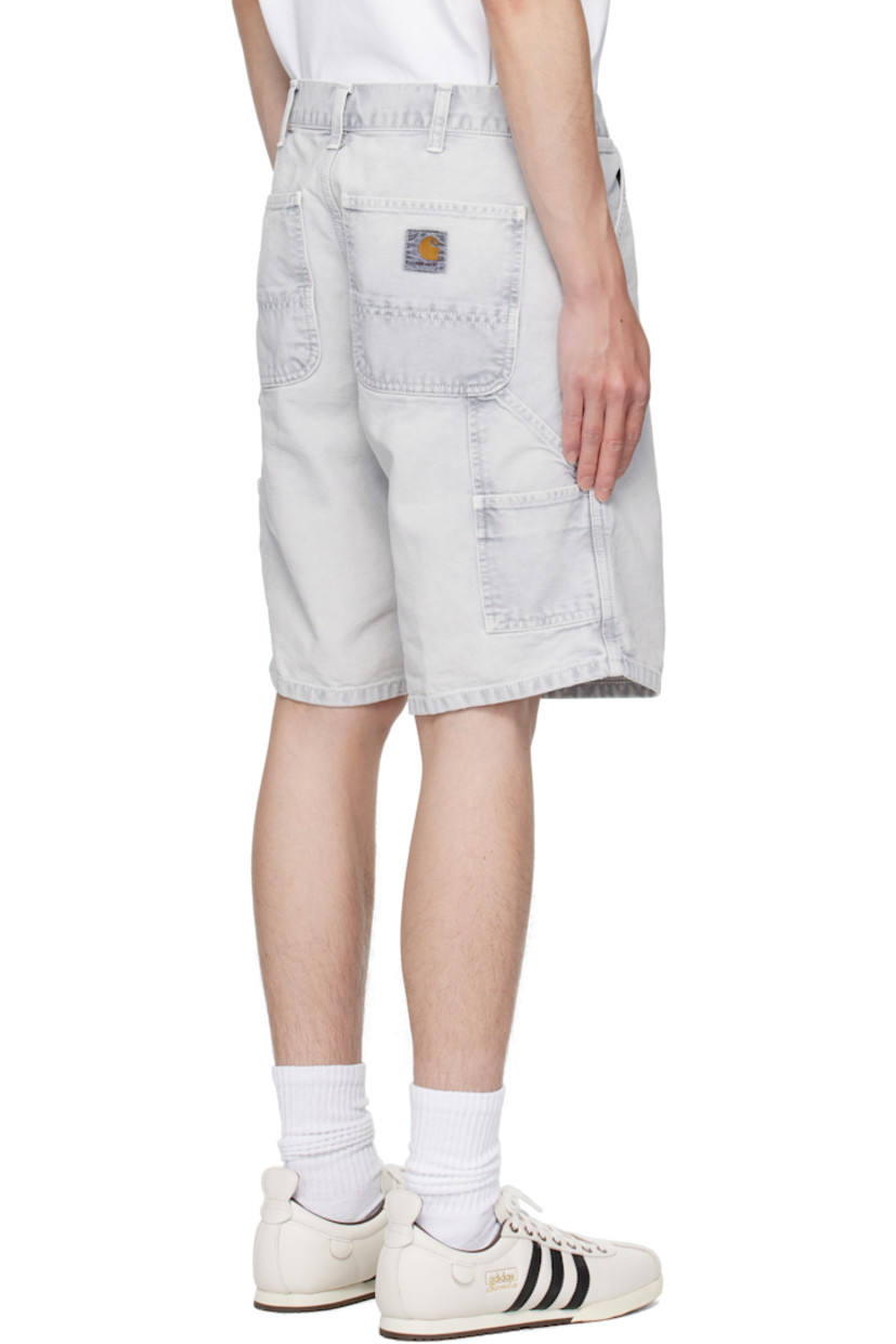 12 oz organic cotton Dearborn canvas shorts.

· Belt loops
· Five-pocket styling
· Zip fly 
· Cargo pockets at outseams
· Hammer loop at outseam
· Logo patch at back pocket

Supplier color: Black/Chalk wash