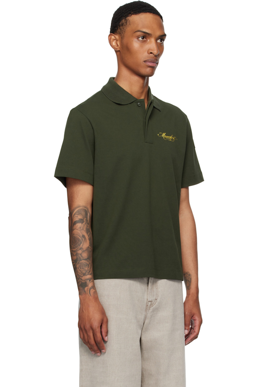 Organic cotton piqué polo.

· Rib-knit spread collar
· Concealed two-button placket
· Logo embroidered at chest
· Tennis-tail hem
· Logo patch at sleeve

Supplier color: Dark ripe olive
