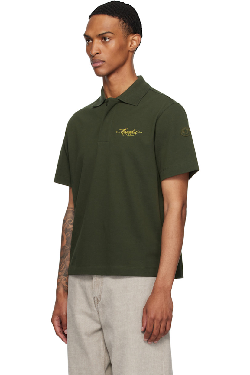 Organic cotton piqué polo.

· Rib-knit spread collar
· Concealed two-button placket
· Logo embroidered at chest
· Tennis-tail hem
· Logo patch at sleeve

Supplier color: Dark ripe olive