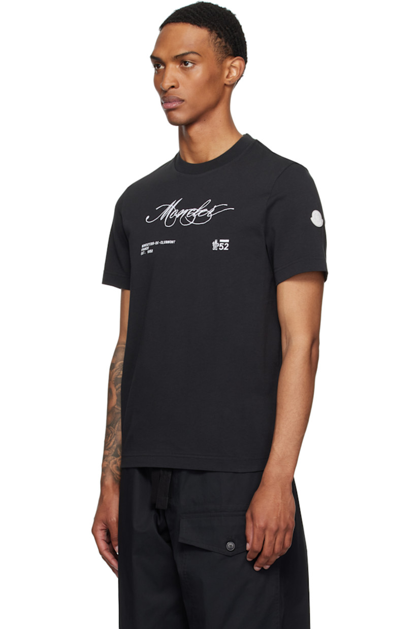 Cotton jersey T-shirt.

· Rib-knit crewneck
· Logo and text embroidered at front
· Felted logo patch at sleeve

Supplier color: Smoky black