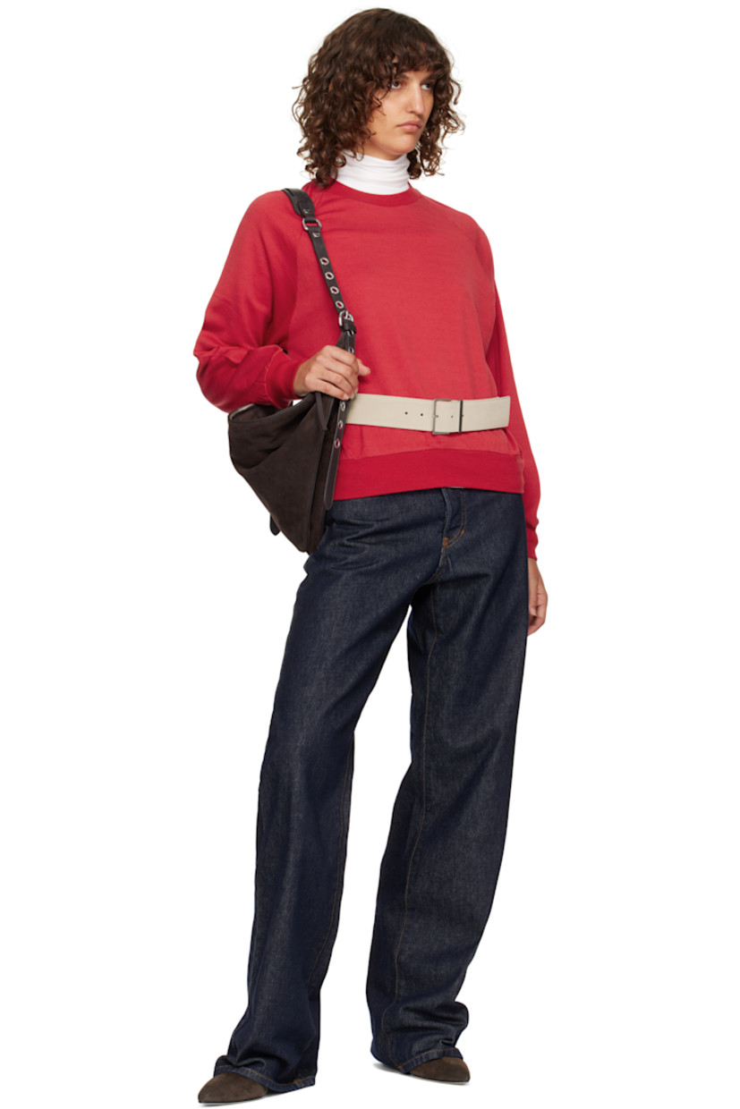 Suede belt. 

· Keeper loop 
· Pin-buckle fastening 
· Silver-tone hardware
· W2"

Supplier color: Cement