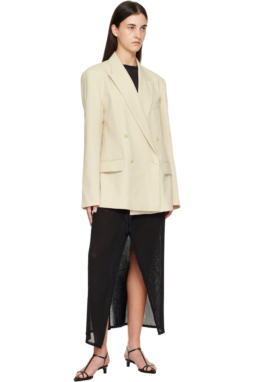 Cotton twill blazer.

· Peaked lapel
· Double-breasted button closure
· Welt pocket at chest
· Flap pockets at front
· Padded shoulders
· Surgeon's cuffs
· Welt pocket at interior
· Full satin lining

Supplier color: Cement