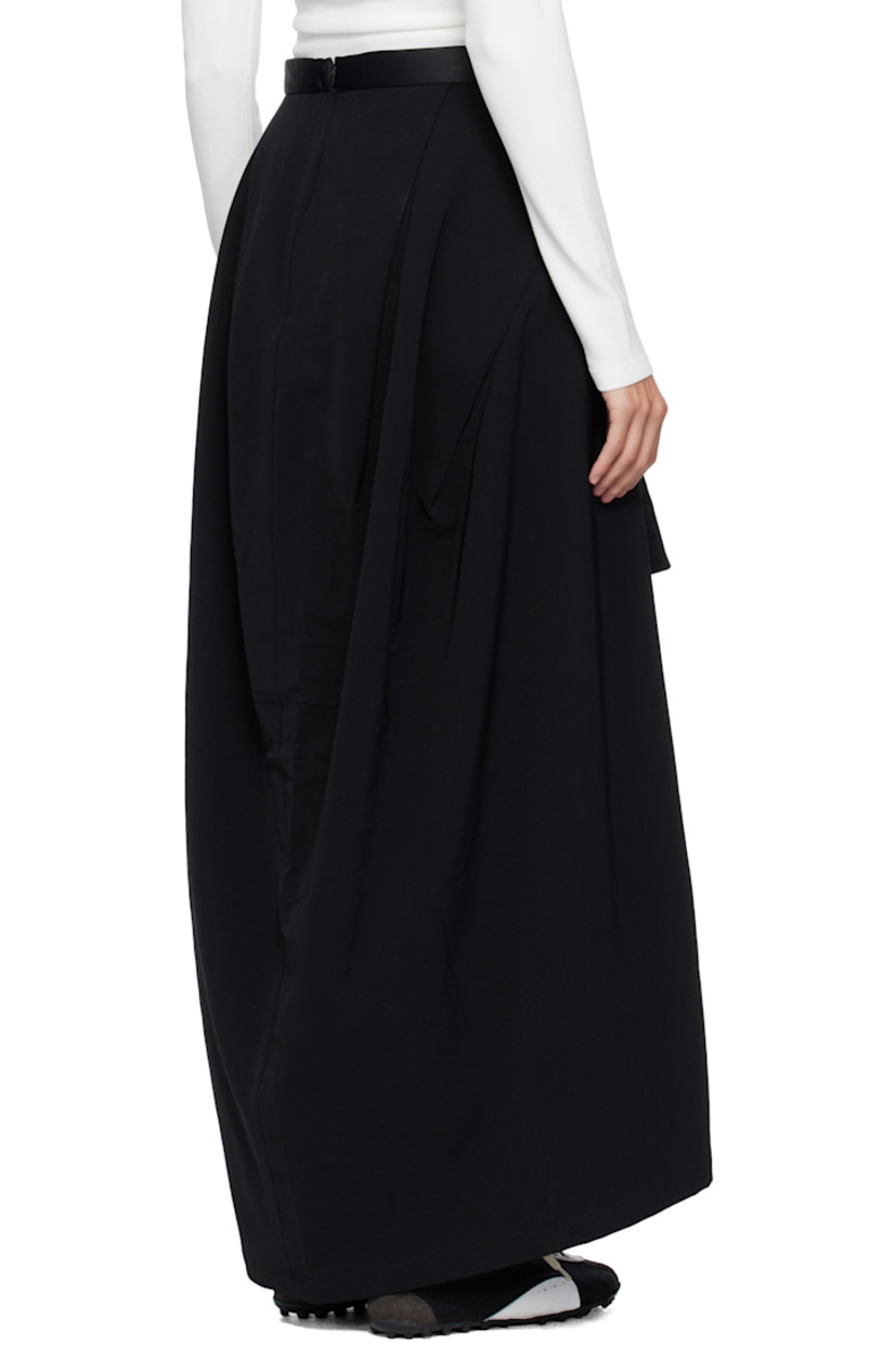 Stretch nylon-blend canvas midi skirt.

· Padded satin drawstring at satin waistband
· Two-pocket styling
· Bonded logo at front 
· Zip closure with hook-eye at back waist

Supplier color: Black