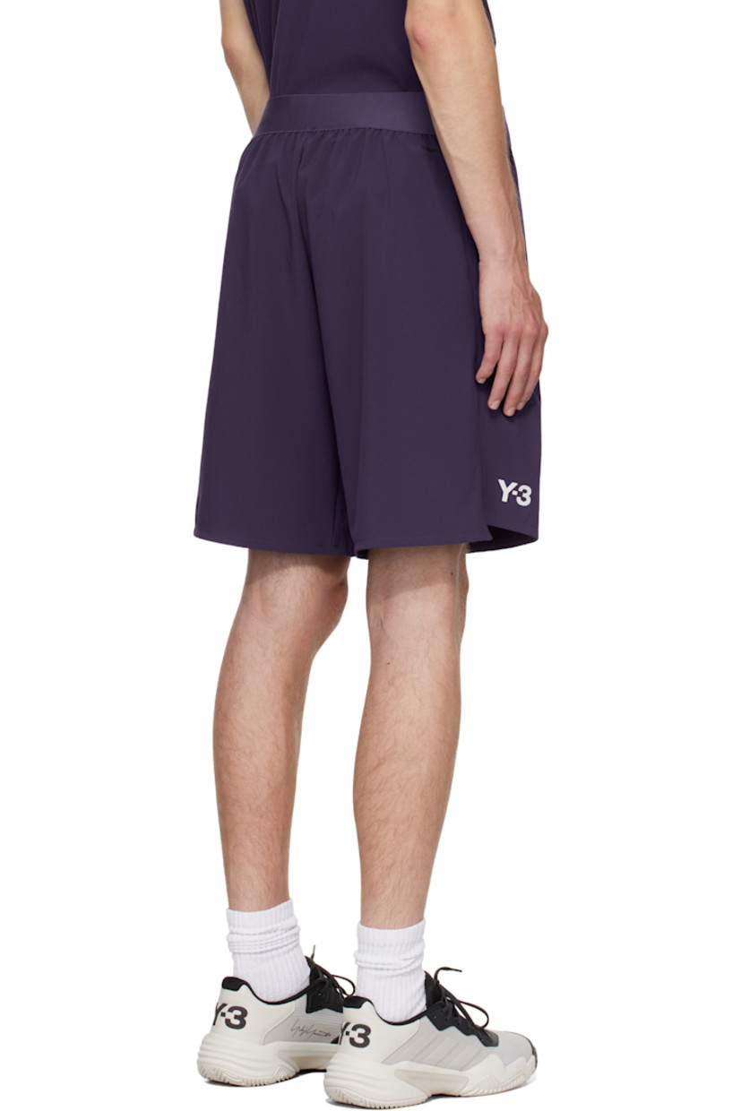 Stretch recycled jersey shorts.

· Concealed drawstring at elasticized waistband
· Two-pocket styling 
· Darts and exposed offset seam at front 
· Bonded logo patch at leg 
· Vented side seams 
· Bonded text at back waist 

Part of the US Open capsule.

Supplier color: Aurora plum