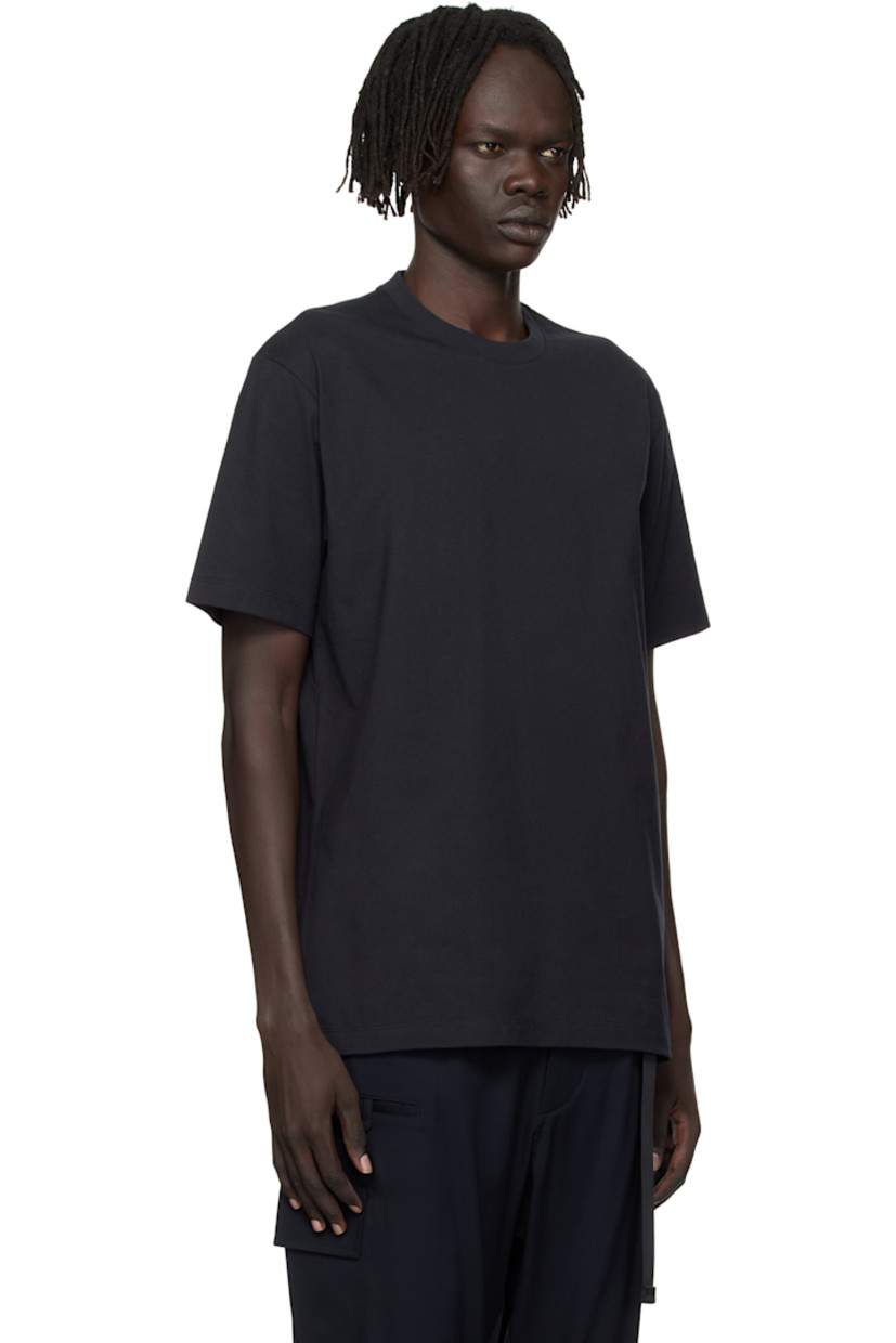 Cotton jersey T-shirt.

· Rib-knit crewneck
· Dropped shoulders
· Logo and text printed at back

Supplier color: Black