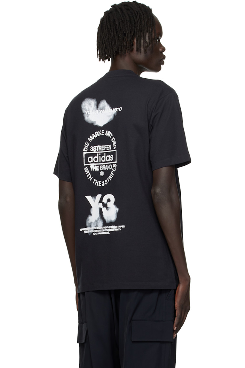 Cotton jersey T-shirt.

· Rib-knit crewneck
· Dropped shoulders
· Logo and text printed at back

Supplier color: Black