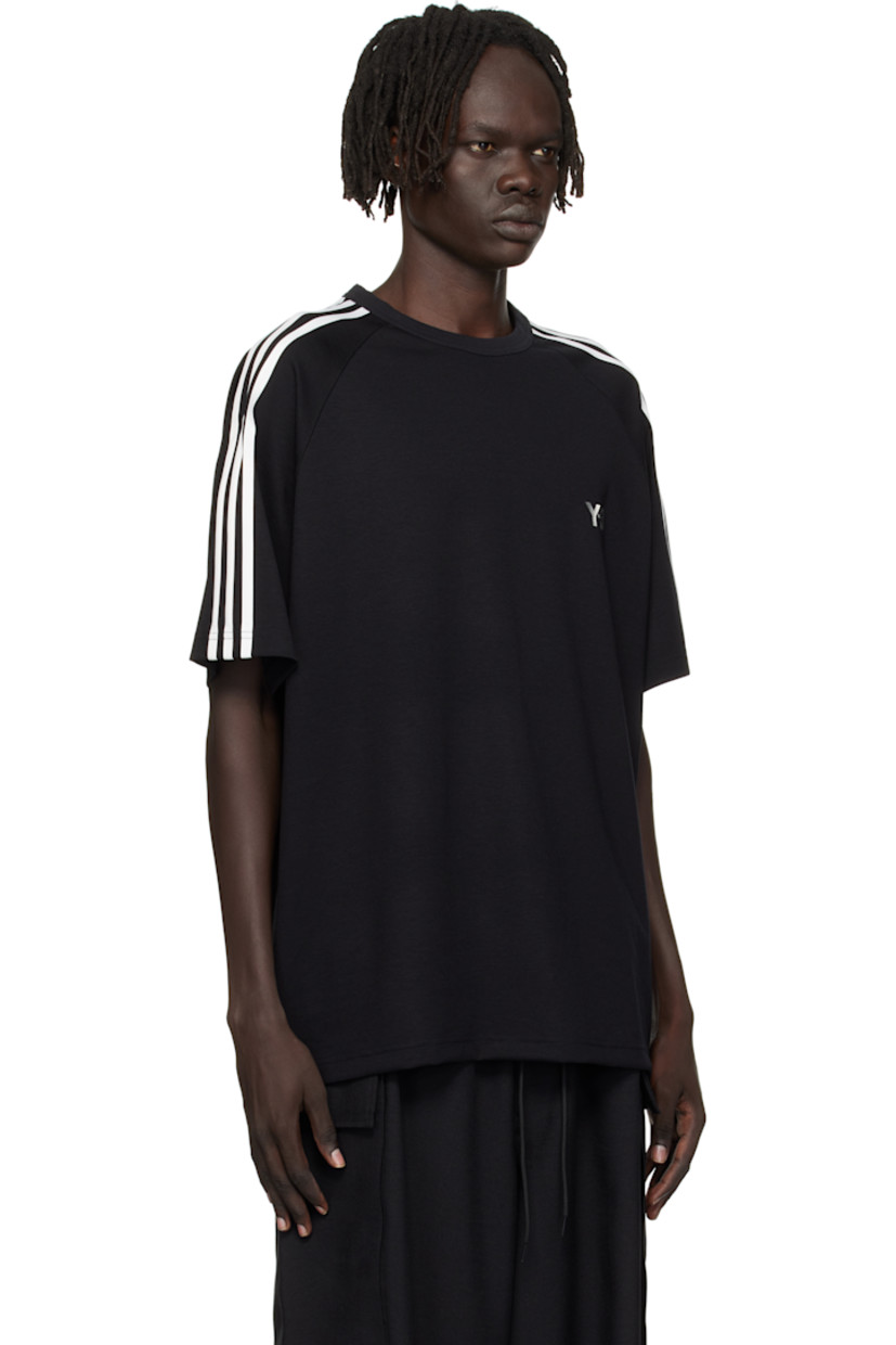 Stretch lyocell-blend jersey T-shirt.

· Rib-knit crewneck
· Logo printed at chest
· Stripe appliqués at raglan sleeves

Supplier color: Black