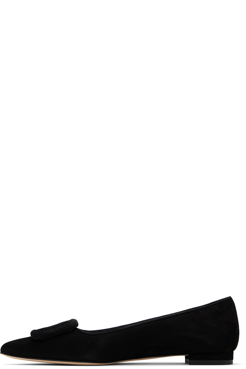 Handcrafted goatskin suede ballerina flats.

· Pointed toe
· Covered buckle hardware at vamp
· Covered heel with rubber injection
· Calfskin nubuck sole

Supplier color: Black