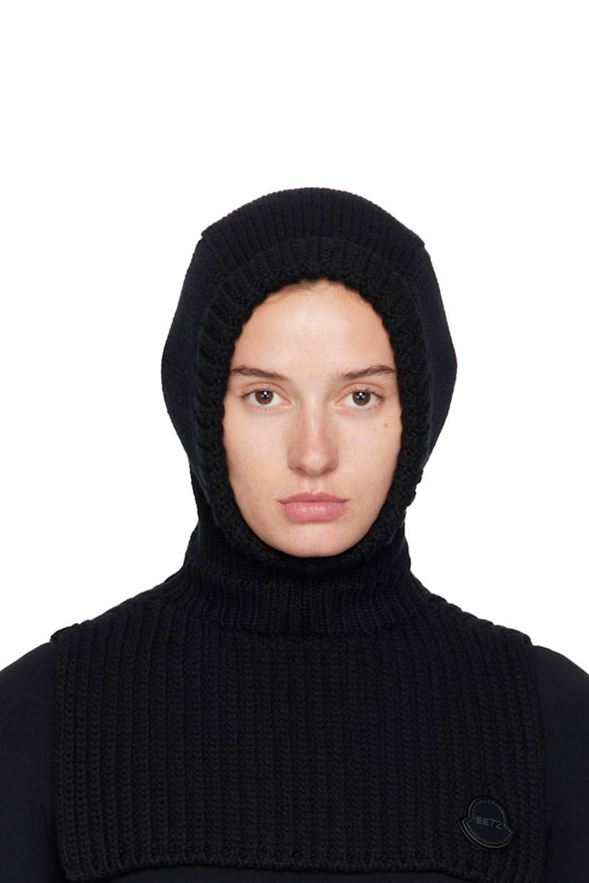 Rib-knit virgin wool balaclava. Leather logo patch at face.

Part of the Moncler Genius x EE72 by Edward Enninful collaboration.

Supplier color: Black