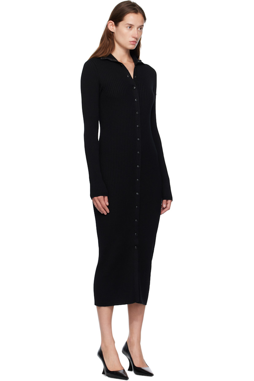 Rib-knit virgin wool maxi dress.

· Turtleneck
· Press-stud closure extends to collar
· Leather logo patch at sleeve
· Logo-engraved black hardware

Part of the Moncler Genius x EE72 by Edward Enninful collaboration.

Supplier color: Black