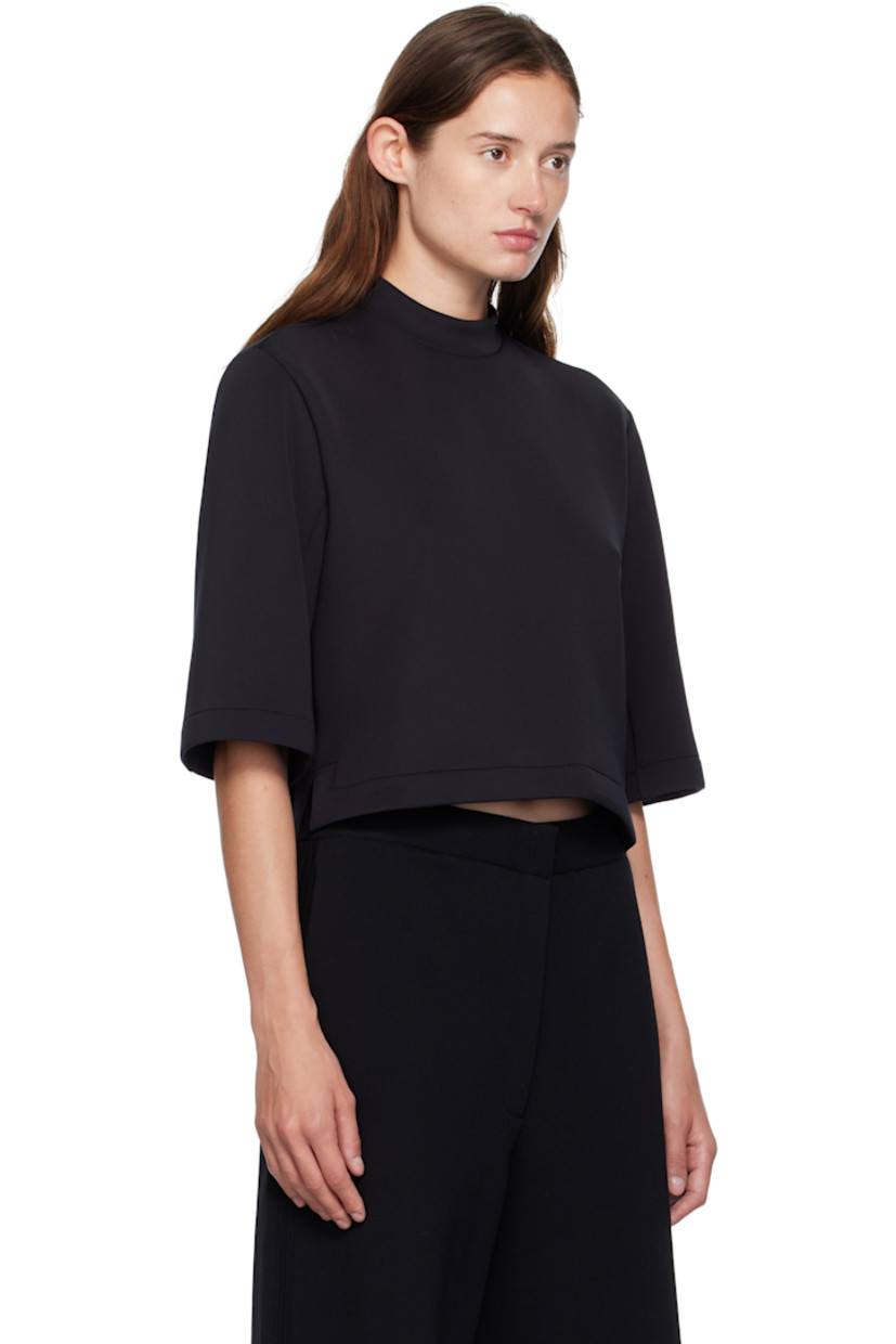 Stretch neoprene T-shirt.

· Crewneck
· Droptail hem
· Vented side seams
· Leather logo patch at back collar

Part of the Moncler Genius x Edward Enninful collaboration.

Supplier color: Black