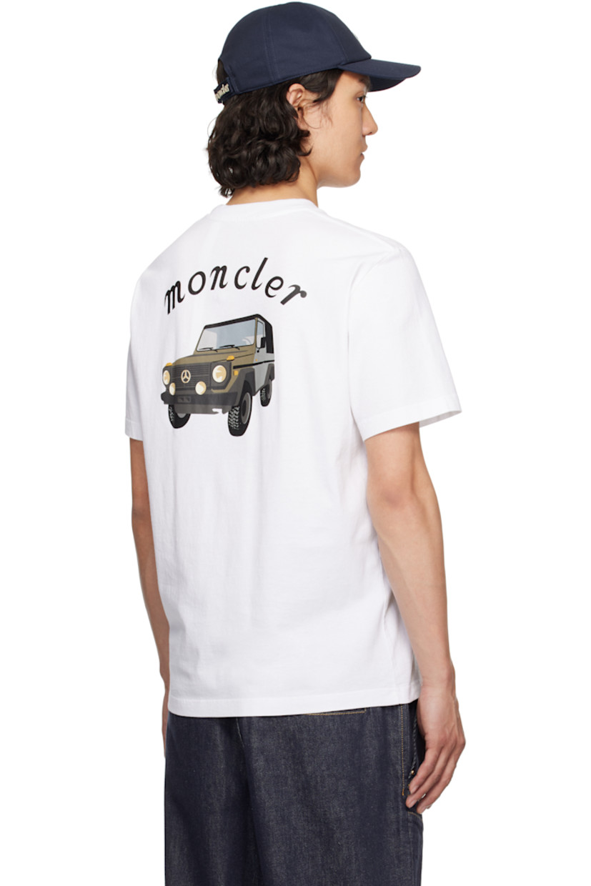 Cotton jersey T-shirt.

· Rib-knit crewneck
· Felted logo patch with hardware at cuff
· Logo and graphic printed at back

Part of the Moncler Genius x Mercedes-Benz by NIGO collaboration. 

Supplier color: Brilliant white