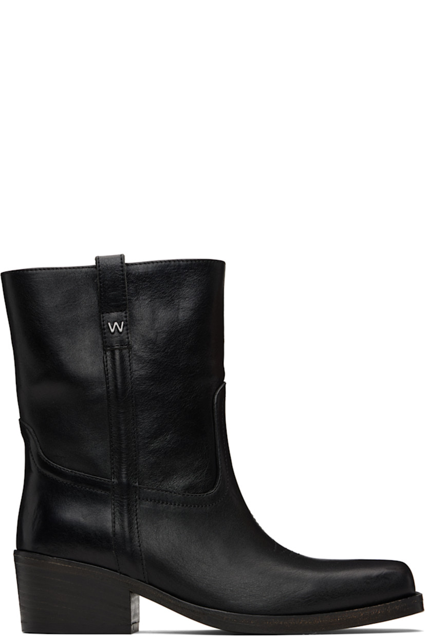 Ankle-high crinkled leather boots. 

· Paneled construction 
· Square toe
· Embroidered detailing at vamp
· Pull-loops at collar
· Logo hardware at outer side
· Buffed leather lining
· Stacked leather heel with rubber injection
· Leather sole
· Heel: H2.25"

Supplier color: Black