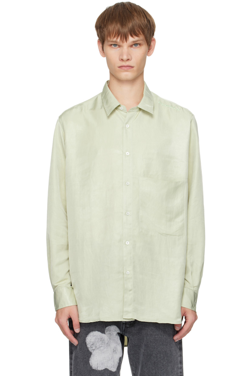 Sateen shirt.

· Spread collar
· Button closure
· Patch pocket at chest
· Shirttail hem
· Logo embroidered at shoulder
· Buttoned barrel cuffs
· Box pleat at back yoke

Supplier color: Lime