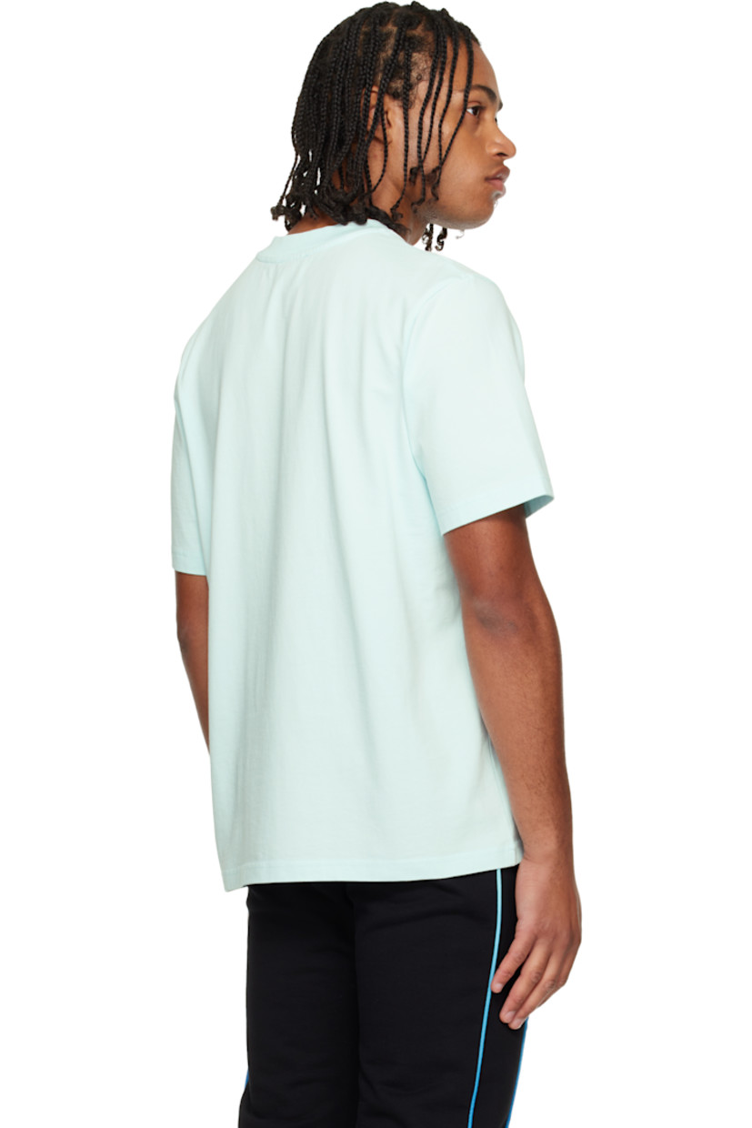 Organic cotton jersey T-shirt. 

· Rib-knit crewneck
· Logo, text, and graphics printed at front 
· Dropped shoulders

Supplier color: Blue