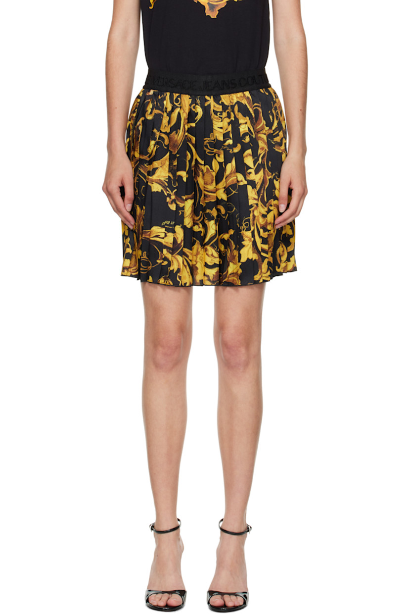 Twill miniskirt.

· Barocco pattern and knife pleats throughout
· Logo-woven elasticized waistband

Supplier color: Black/Gold