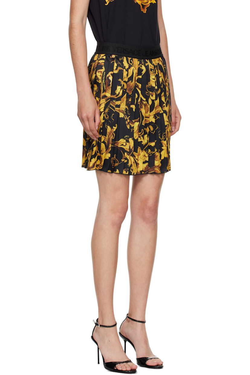 Twill miniskirt.

· Barocco pattern and knife pleats throughout
· Logo-woven elasticized waistband

Supplier color: Black/Gold