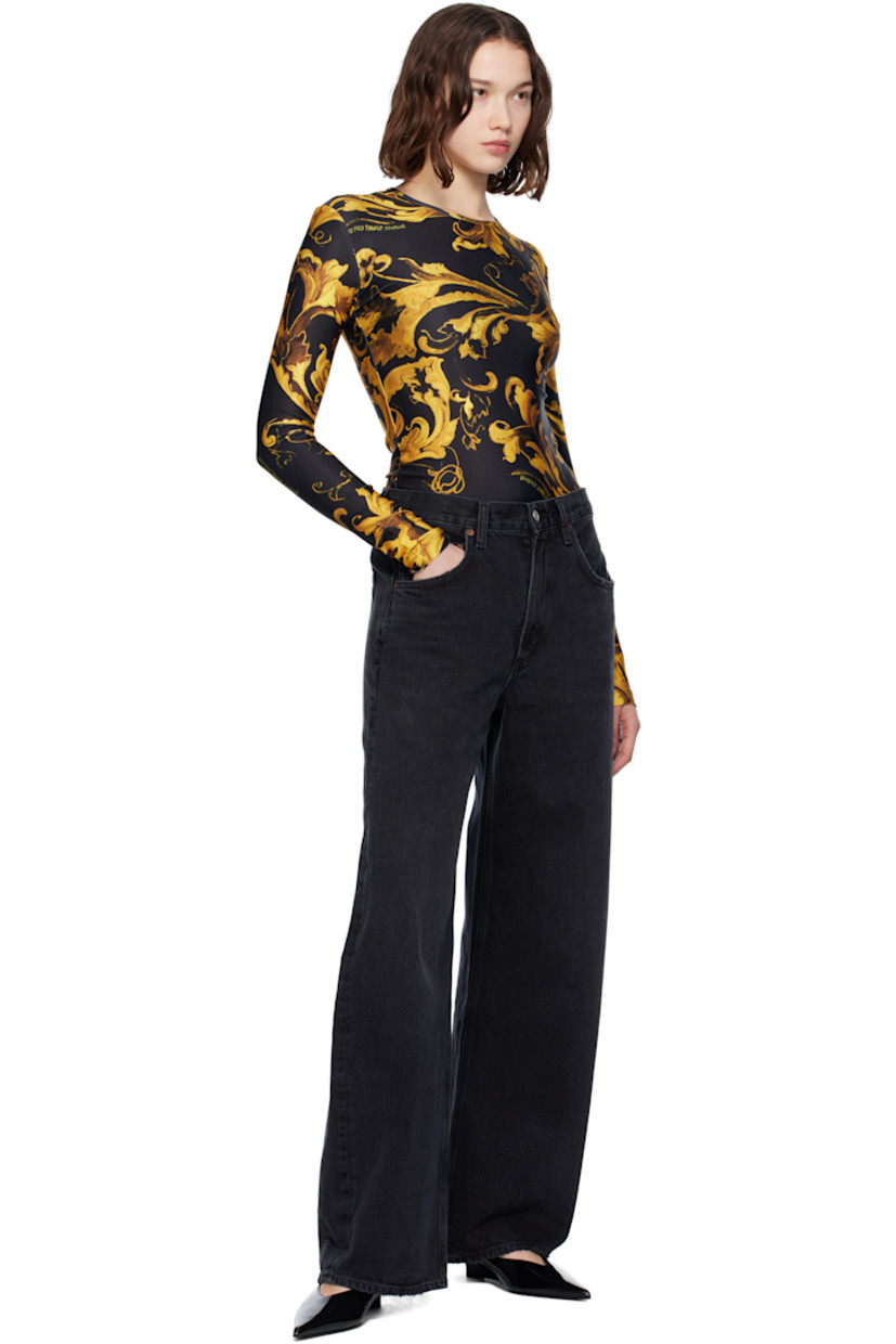 Stretch polyester jersey bodysuit. Barocco pattern printed throughout.

· Crewneck
· Adjustable press-stud fastening at bottom

Supplier color: Black