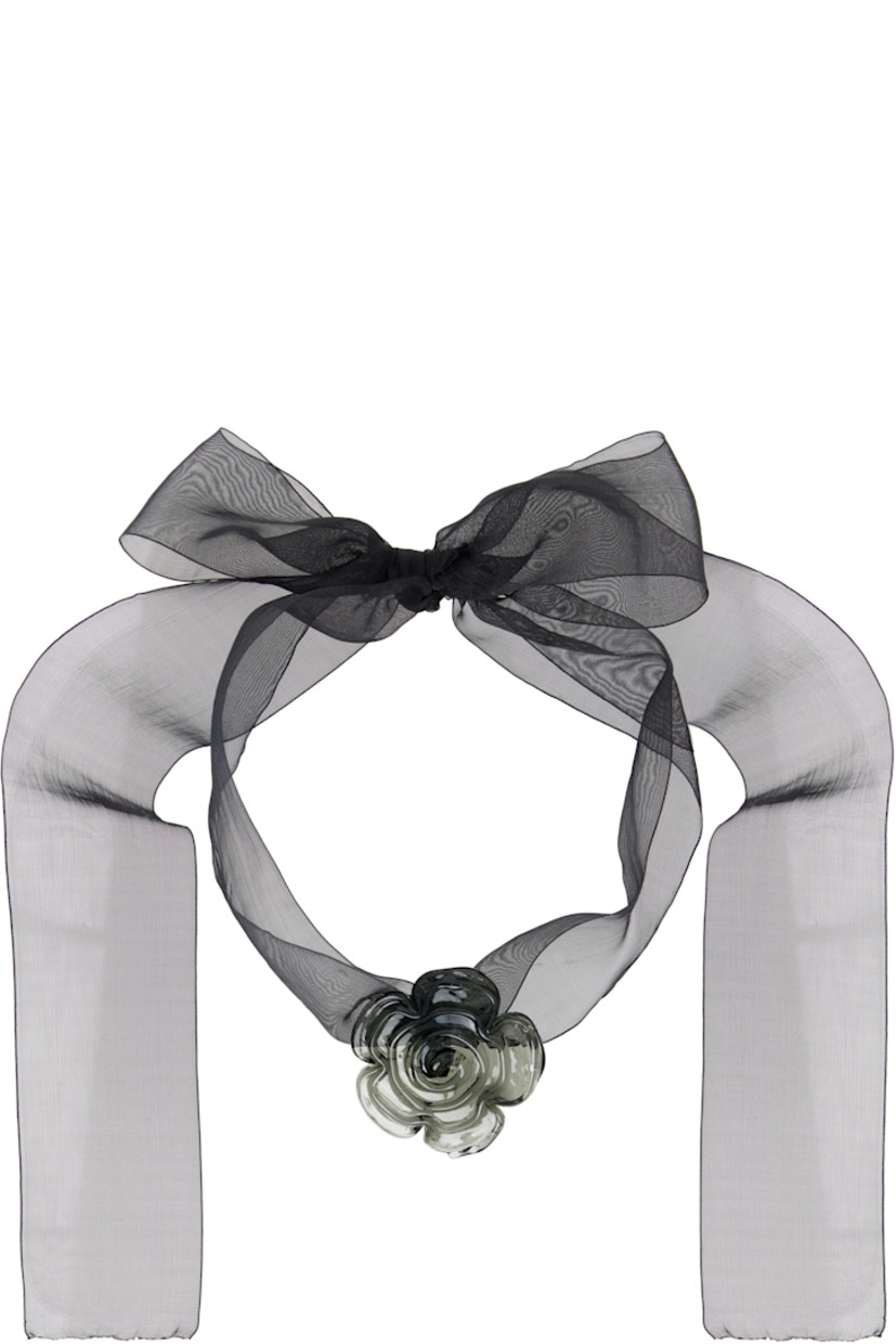 Handcrafted organza necklace in black. 

· Borosilicate glass pendant 
· Self-tie fastening 
· L42"

Supplier color: Black