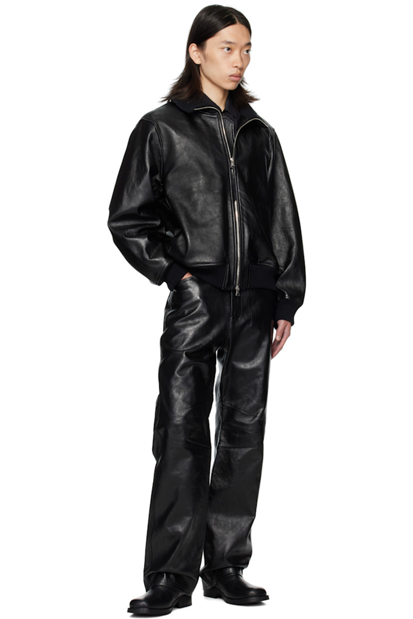 Grained sheepskin pants.

· Belt loops
· Four-pocket styling
· Zip fly
· Darts at knees
· Hammer loop at outseam
· Full twill lining

Supplier color: Black