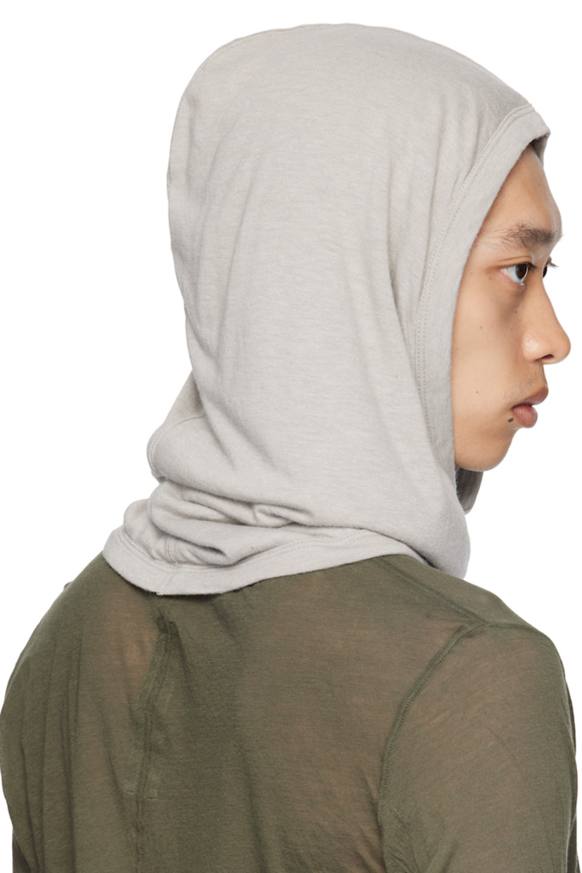 Knit viscose- and angora wool-blend hood. Fully lined.

Supplier color: Pearl