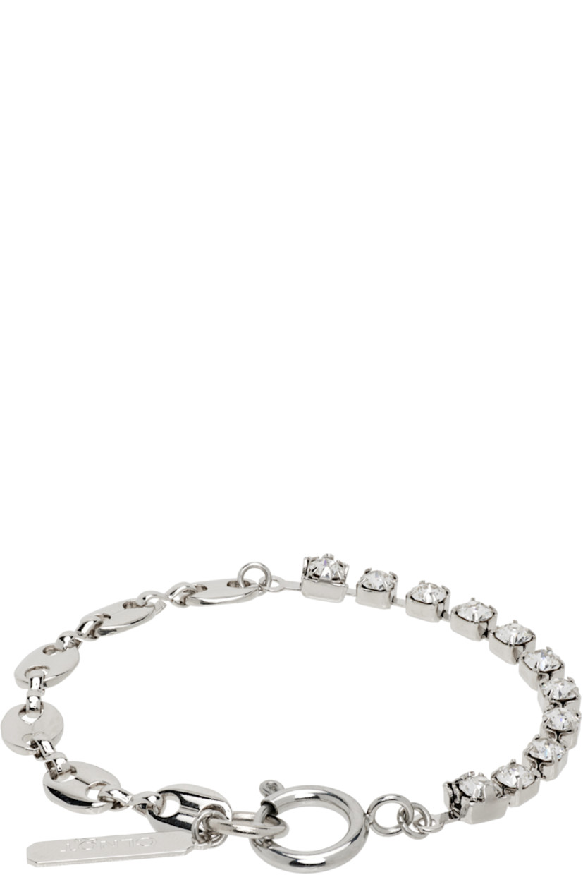 Handcrafted anchor chain and cup chain bracelet in palladium-plated brass.

· Prong-set crystals at length
· Logo plaque at spring-ring fastening
· L7"

Supplier color: Palladium