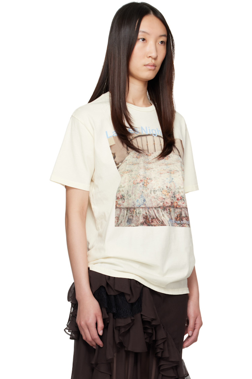 Organic cotton jersey T-shirt.

· Rib-knit crewneck
· Logo, text, and graphic printed at front

Supplier color: Ladies night