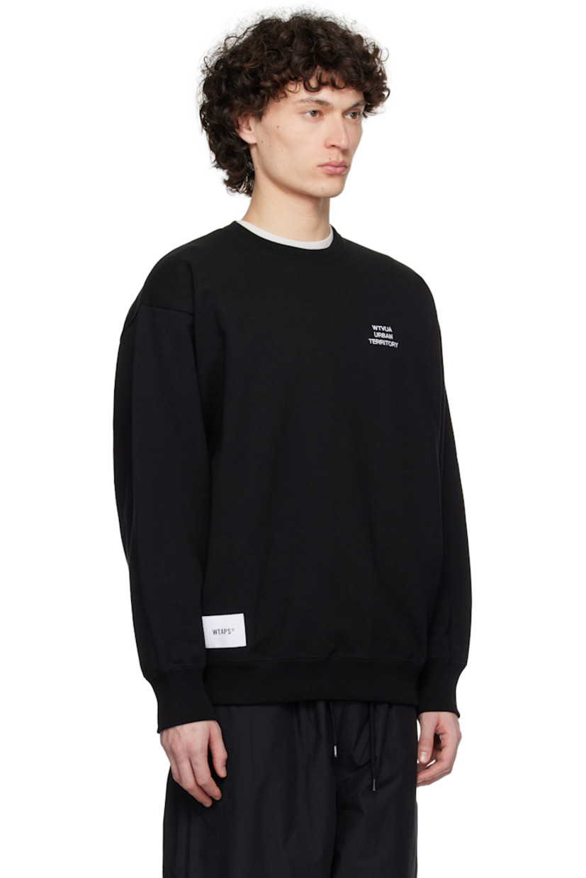 French terry sweatshirt. 

· Rib-knit crewneck, hem, and cuffs
· Text embroidered at chest
· Logo patch at front hem 
· Logo flag at side seam
· Dropped shoulders

Supplier color: Black